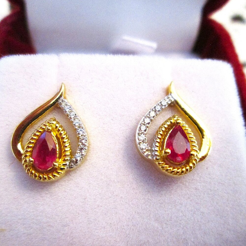 NWT Silver (2.3g),Genuine Ruby (0.05ct) pierced earrings